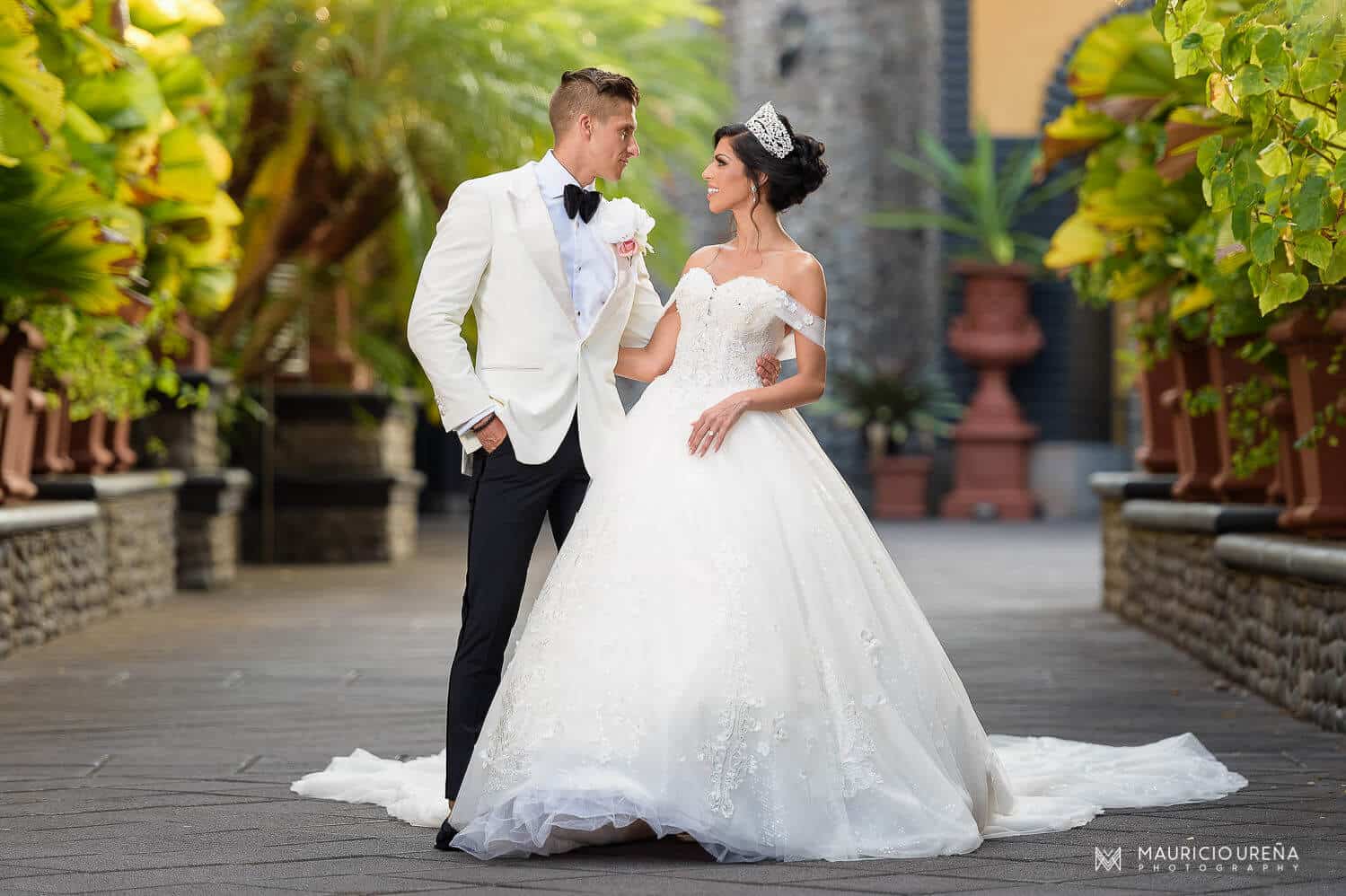 Zephyr-Palace-Costa Rica-Wedding-Luxury-Venue-Jaco-Matthew + Sylia-25