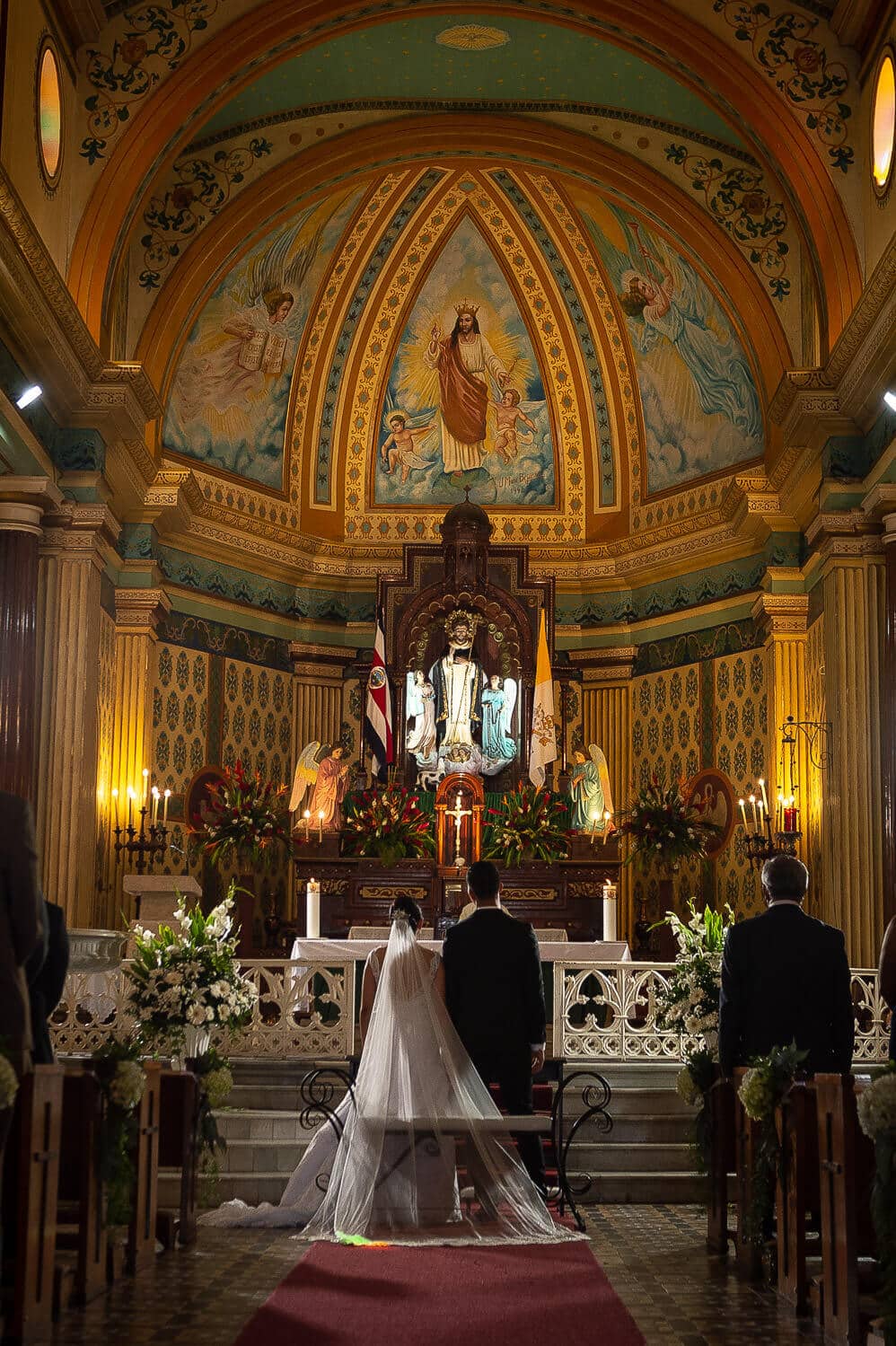 Fotografo de Bodas | Cuantas Horas de Cobertura Necesito para mi boda | Basilica Santo Domingo Heredia | Mauricio Ureña Photography